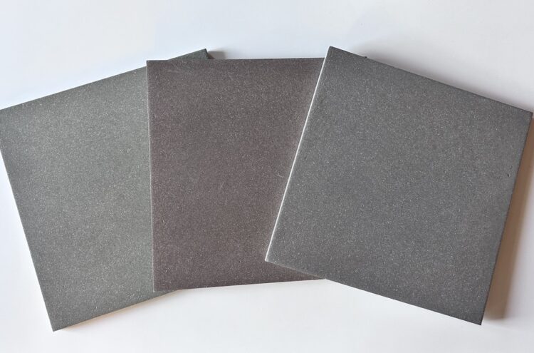 CO₂吸収材配合の無焼成タイル「二酸化タイル」発売