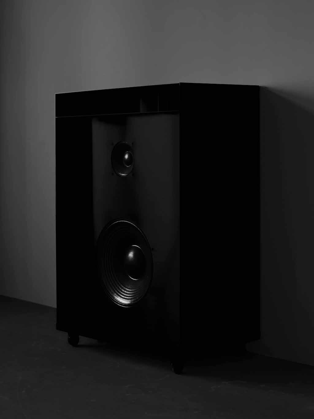 ABEL BLACK PROJECTからTeruhiro Yanagihara Studioによるスピーカー発表＆展覧会開催
